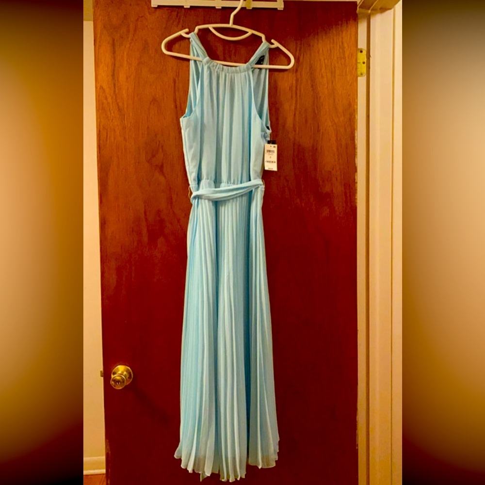 New - Picture 2 of 3